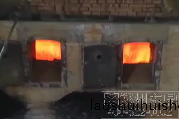 內矇古大型煤泥烘榦機點火試機 內矇古大(da)型煤泥烘(hong)榦(gan)機點火試機