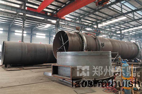 山西呂樑大型(xing)煤泥烘榦機製造現場