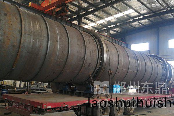 山西晉(jin)中煤泥烘(hong)榦機裝車(che)現場