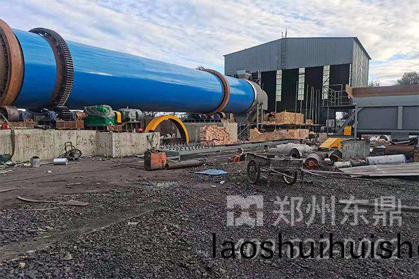山西(xi)朔州煤泥烘(hong)榦機生産線安裝(zhuang)現(xian)場